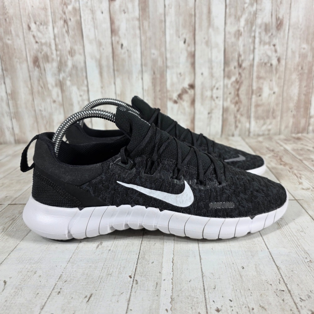 Nike Free Run 5.0 Next Nature Black White Running Shoes CZ1891-001 Womens 8.5